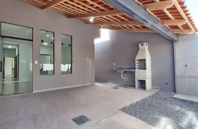 Casa com 2 suítes e área gourmet no Residencial Dra. Zélia Nunes