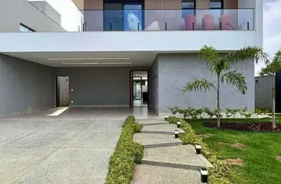 Sobrado de Alto Padrão com 4 Suítes e Varanda Gourmet em Aparecida