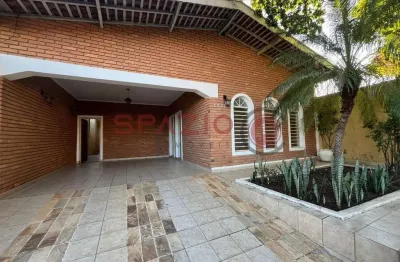 Casa com 3 quartos à venda na rua cristóvão bonini, 1235, jardim proença i, campinas, 194 m2 por r$ 690.000