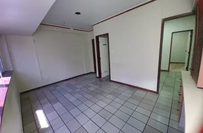 Sala comercial com 1 sala para alugar na Avenida Anita Garibaldi, 1477, Ondina, Salvador