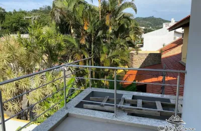 Casa com 3 quartos à venda na prof. marcos cardoso filho, 2, córrego grande, florianópolis por r$ 1.890.000
