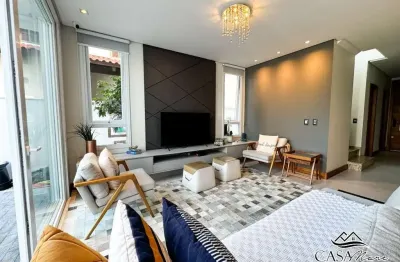 Casa com 4 quartos à venda na Rua dos Cumurupis, 121, Jurerê Internacional, Florianópolis por R$ 5.000.000