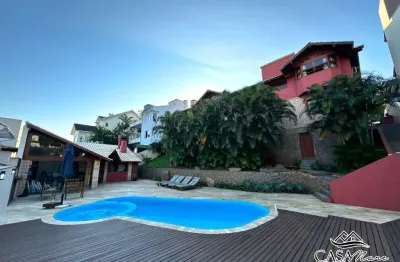 Casa com 4 quartos à venda na rua professor clóvis menel calliari, 157, joão paulo, florianópolis por r$ 3.950.000