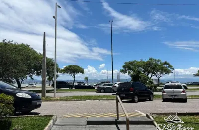 Apartamento com 3 quartos à venda na Avenida Governador Irineu Bornhausen, 3148, Agronômica, Florianópolis por R$ 3.790.000