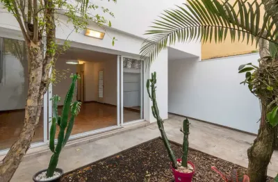 Casa para venda em Perdizes com 4 quartos, sendo 1 suíte , 171m²