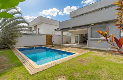 Casa no condomínio Condomínio Fribourg, swiss park para venda com 3 quartos, sendo 3 suítes , 227m²