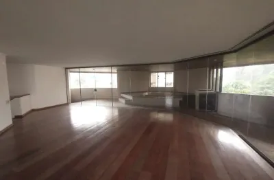 Duplex para venda em Vila Andrade com 4 quartos, sendo 4 suítes , 637m²