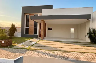 Casa térrea à venda no Condomínio Central Park II - 4/4 sendo 3 suites