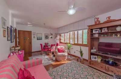 Apartamento com 3 quartos à venda na Rua Sinimbú, 172, Petrópolis, Porto Alegre