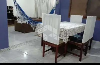 Casa 3 dormitórios com vaga de garagem no bairro cavalhada .
