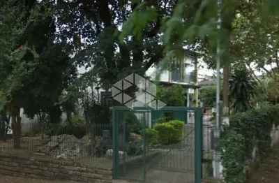 Casa com 3 quartos à venda na Rua Bezerra de Menezes, 166, Passo da Areia, Porto Alegre