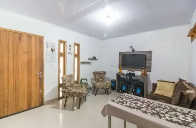 Casa na avenida ecoville com 3 dormitórios, e pátio amplo