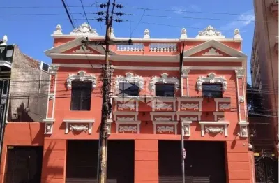 Prédio comercial na avenida cristóvão colombo em porto alegre