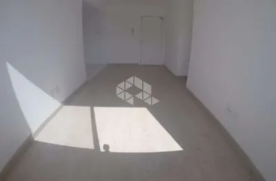 Apartamento com dois quartos e vaga, no santo antônio