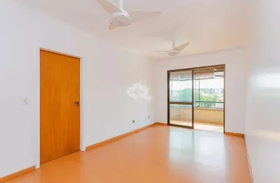 Apartamento 2 dormitórios 74m² 1 vaga no menino deus