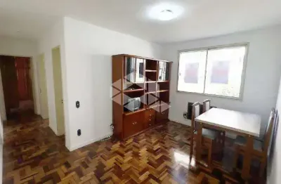 Apartamento com dois quartos e vaga, no são sebastião