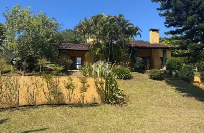 Aconchegante casa térrea em condomínio, em gravataí