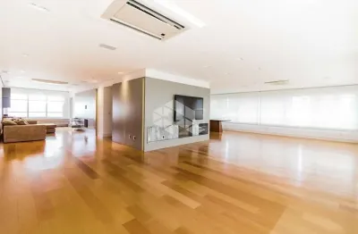 Um apartamento feito para quem valoriza espaço, conforto e exclusividade.