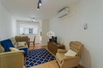 Apartamento 2 dormitórios 1 suíte 52m² 1 vaga no bairro floresta