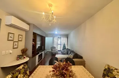 Casa com 4 quartos à venda na Rua Barão de Teffe, 300, Menino Deus, Porto Alegre