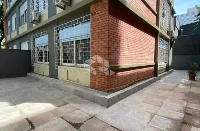 Apartamento Garden 2 dormitórios 71m² 1 vaga no bairro Moinhos de Vento