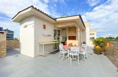 Cobertura reformada à venda com 176m² privativos, churrasqueira no jardim e vista panorâmica no jardim lindóia