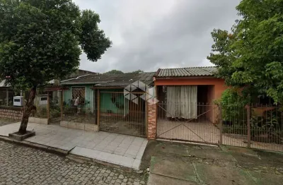 Terreno a venda com 200m2 sendo 8 m2 de frente por 25 m2 de fundos