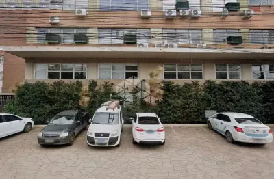Espaço comercial - sala com vaga escriturada, elevador, móveis planejados a uma quadra da av. cristovão colombo