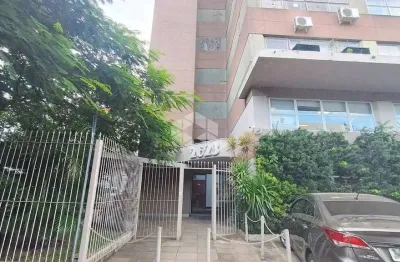 Sala comercial, elevador e móveis planejados, vaga escriturada, uma quadra da av. cristovão colombo