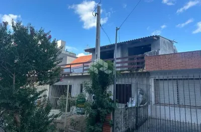 Casa sobrado à venda em reforma  com 3 quartos, 2 vagas no passo da áreia