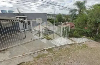 Casa / casa com pátio / 4 dormitórios / 1 suíte / 3 vagas / morro santana / porto alegre / rs