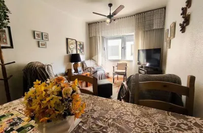 Apartamento de 2 dormitórios com 1 vaga de garagem escriturada!