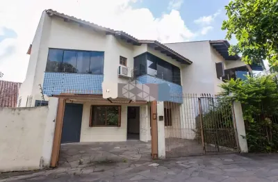 Casa com 3 quartos à venda na Rua Monte Alegre, 241, Jardim Floresta, Porto Alegre