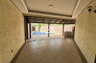 Sobrado com piscina e churrasqueira no setor nova suíça – goiânia go