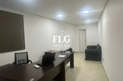 Sala comercial para alugar na Rua São Bernardo, 499, Tatuapé, São Paulo por R$ 3.900