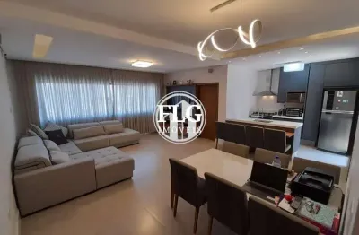 Casa com 3 quartos à venda na Rua Valdemar Celeghin, 206, Vila Ema, São Paulo por R$ 1.700.000