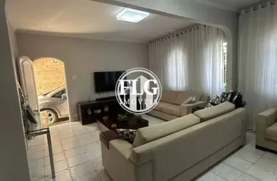 Casa com 4 quartos à venda na Rua Pirambóia, 115, Vila Carrão, São Paulo por R$ 1.400.000