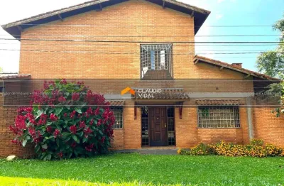 Linda casa duplex 2/4 (1 suíte) com ampla área verde no parque terceiro lago em são paulo