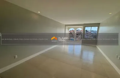 Modernidade e praticidade: 3/4 nascente com reforma completa, armários novos e cozinha com ilha.