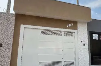 Casa de três quartos com suíte para venda no bairro jardim novo stabile em birigui