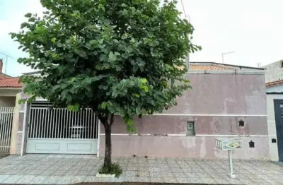 Imperdível casa à venda em birigüi-sp, bairro jardim popi: 2 quartos, 1 suíte, 3 salas, 3 banheiros, 4 vagas e 170m² de área!