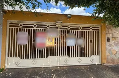 Casa á venda no centro em birigui, casa com 3 quartos sendo um deles suíte, com sala de jantar, sala de tv, cozinha, churrasqueira, alarme e garagem