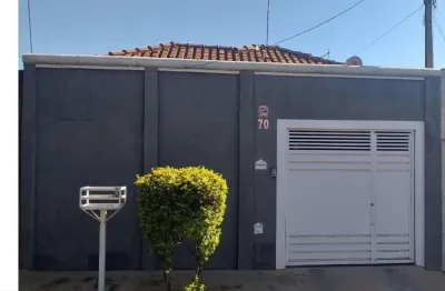 Imperdível! casa à venda em birigüi-sp, residencial prefeito mário crêm dos santos: 2 quartos, 2 suítes, 2 salas, 3 banheiros, 1 vaga, 144m².