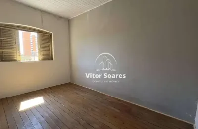 Casa no centro de birigui – localização estratégica e grande potencial para investimento