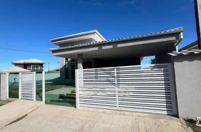 OPORTUNIDADE CASA COM 600m2 DE TERRENO, COMPOSTA POR 3 SUÍTES COM CLOSET - Recanto do Sol - São Pedro da Aldeia/RJ