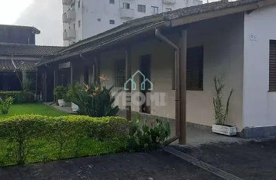 Casa com 3 dormitórios à venda, 149 m² por r$ 750.000,00 - centro - ubatuba/sp
