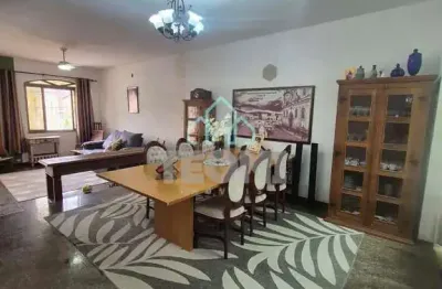 Casa com 4 quartos à venda no Centro, Taubaté 