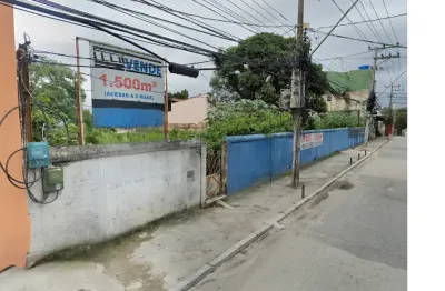 Terreno de 1.487m² próximo ao centro comercial de nova iguaçu