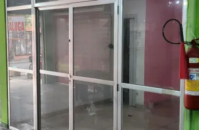 Ponto comercial com 1 sala para alugar na Avenida Doutor Luiz Guimarães, 269, Centro, Nova Iguaçu
