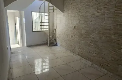 Casa com 3 quartos à venda na Estrada Miguel Couto, 826, Shangri-lá, Belford Roxo
